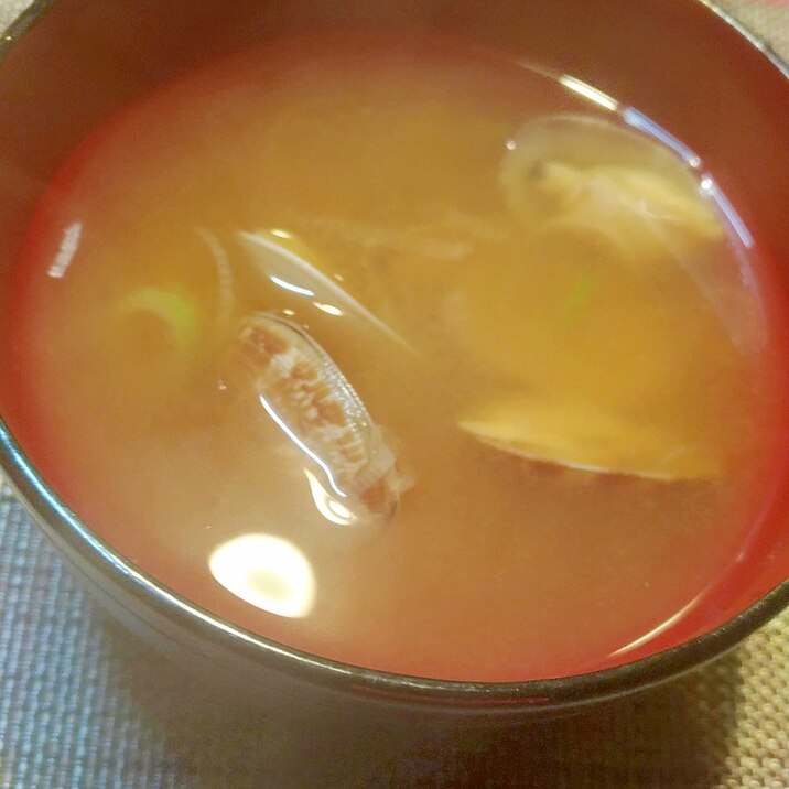 昆布だしの素で簡単☆あさりの味噌汁